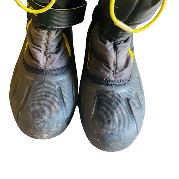 Sorel Flurry Black and Green Womens Boots - Picture 3 of 10